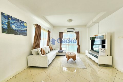 Casa de 3 dormitorios en Pattaya, Tailandia № 209464 - foto 4