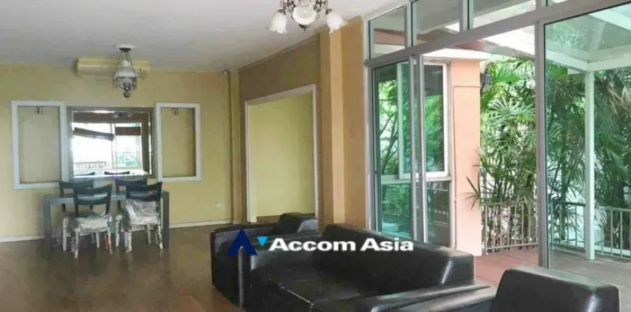 Haus in Suan Luang, Bangkok, Thailand 3 Schlafzimmer № 219403