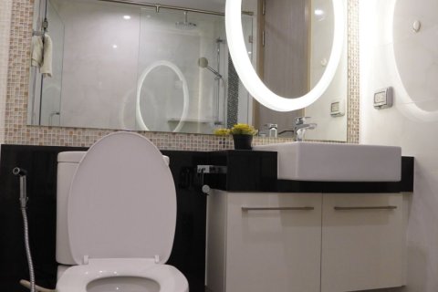 Студия в кондо в Ваттхане, Бангкок, Таиланд № 153208 - фото 19