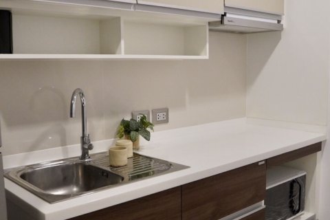 Студия в кондо в Ваттхане, Бангкок, Таиланд № 153208 - фото 8