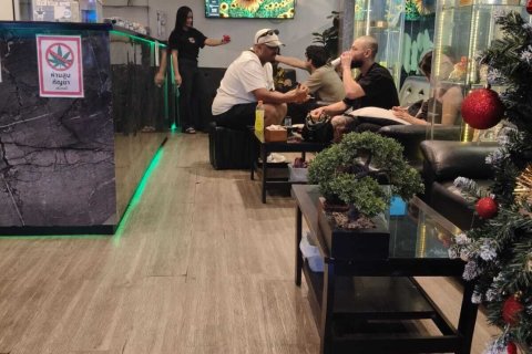 Propriété commerciale à Pattaya, Thaïlande № 173151 - photo 6