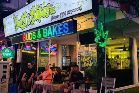 Propriété commerciale à Pattaya, Thaïlande № 173151