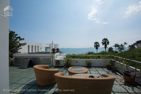 Condo in Klaeng, Thailand, 3 bedrooms  № 173147