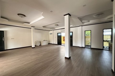 House in Phuket, Thailand 2 bedrooms № 173150 - photo 2