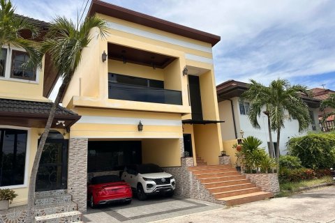 House in Phuket, Thailand 2 bedrooms № 173150 - photo 14