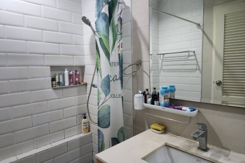 Studio in the Condo in Ratchathewi, Bangkok, Thailand  № 173145 - photo 13