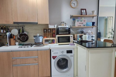 Studio in the Condo in Ratchathewi, Bangkok, Thailand  № 173145 - photo 3