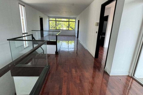 Maison à Samut Prakan, Thaïlande 5 chambres № 173146 - photo 7