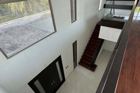 Maison à Samut Prakan, Thaïlande 5 chambres № 173146 - photo 6