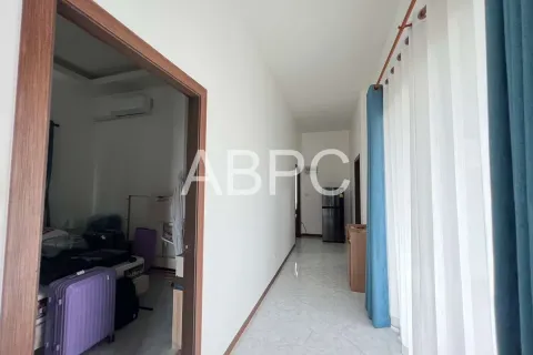 Casa de 3 dormitorios en Pattaya, Tailandia № 211611 - foto 15