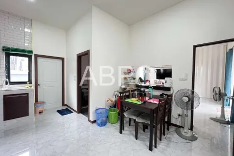 Casa de 3 dormitorios en Pattaya, Tailandia № 211611 - foto 19