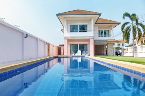 Haus in Pattaya, Thailand 4 Schlafzimmer № 223045 - Foto 3