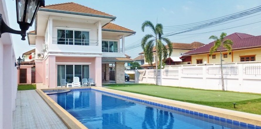 Haus in Pattaya, Thailand 4 Schlafzimmer № 223045