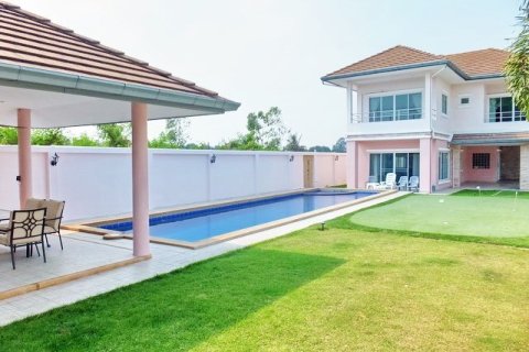 Haus in Pattaya, Thailand 4 Schlafzimmer № 223045 - Foto 2