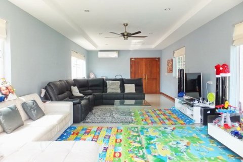 Haus in Pattaya, Thailand 4 Schlafzimmer № 223045 - Foto 5