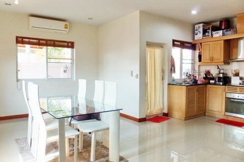 Haus in Pattaya, Thailand 4 Schlafzimmer № 223045 - Foto 8