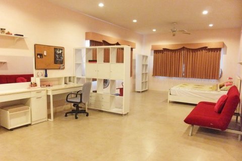Haus in Pattaya, Thailand 4 Schlafzimmer № 223039 - Foto 13
