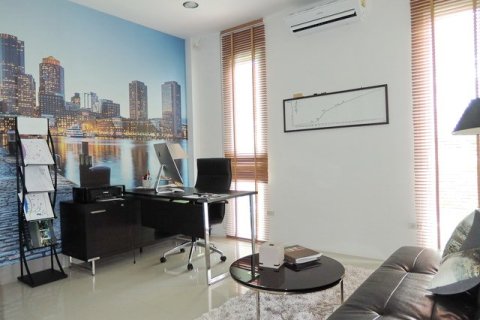Haus in Pattaya, Thailand 5 Schlafzimmer № 223042 - Foto 10