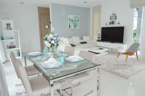 Haus in Pattaya, Thailand 5 Schlafzimmer № 223042 - Foto 6