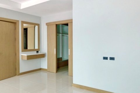 Haus in Pattaya, Thailand 4 Schlafzimmer № 223044 - Foto 13