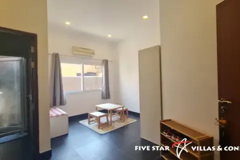 Haus in Pattaya, Thailand 4 Schlafzimmer № 223043 - Foto 13