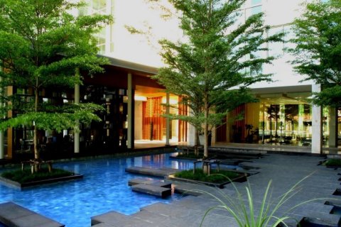 Condo in Khlong Toei, Bangkok, Thailand, 4 bedrooms  № 133893 - photo 9