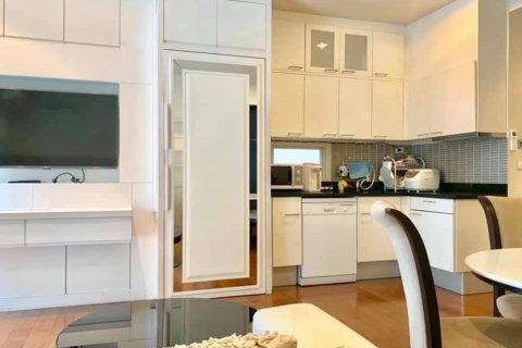 Кондоминиум с 2 спальнями в Патхум Ване, Бангкок, Таиланд № 133889 - фото 3