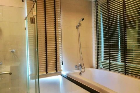 Кондоминиум с 2 спальнями в Патхум Ване, Бангкок, Таиланд № 133889 - фото 7