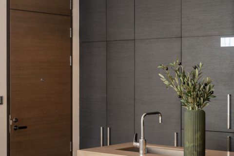 Condo in Pathum Wan, Bangkok, Thailand, 3 bedrooms № 133894 - photo 13