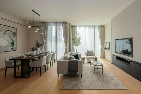 Condo in Pathum Wan, Bangkok, Thailand, 3 bedrooms № 133894 - photo 1