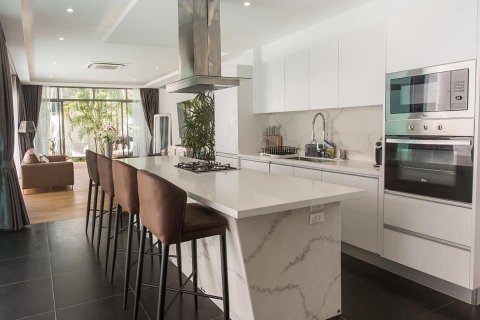 Villa in Rawai, Thailand 3 bedrooms № 133890 - photo 2