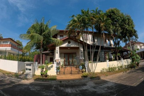 House in Phuket, Thailand 5 bedrooms № 137211 - photo 2