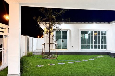 Villa in Hua Hin, Thailand 3 Schlafzimmer № 222508 - Foto 4