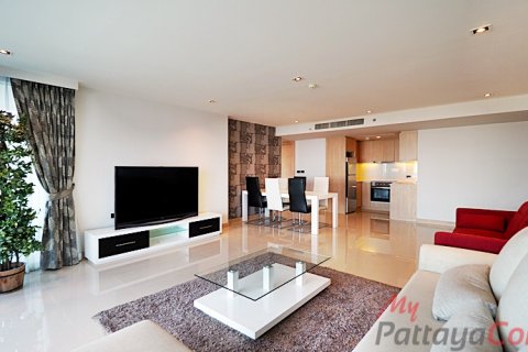 Condo in Bang Lamung, Thailand, 2 bedrooms  № 176763 - photo 2