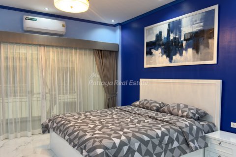 Condo in Bang Lamung, Thailand, 1 bedroom № 176762 - photo 13