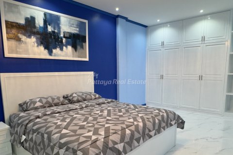 Condo in Bang Lamung, Thailand, 1 bedroom № 176762 - photo 15