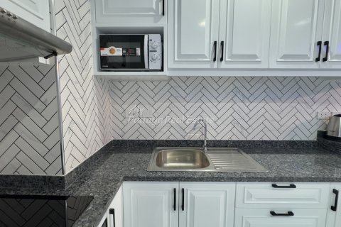 Condo in Bang Lamung, Thailand, 1 bedroom № 176762 - photo 7