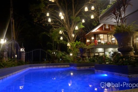 House in Pattaya, Thailand 3 bedrooms № 176764 - photo 10