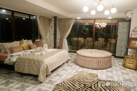 House in Pattaya, Thailand 3 bedrooms № 176764 - photo 6
