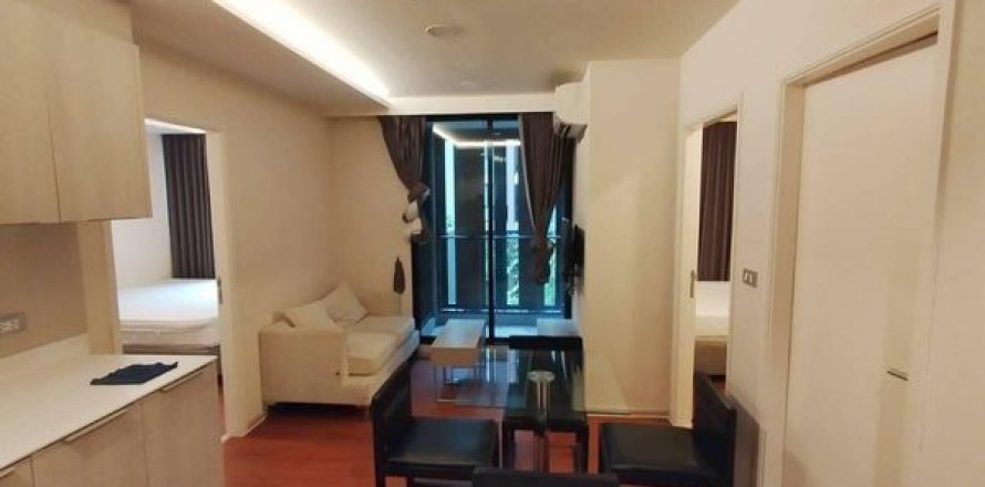 Condo à Khlong Toei, Bangkok, Thaïlande, 2 chambres  № 139983