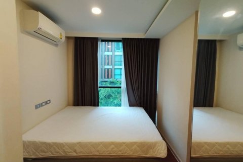 Condo à Khlong Toei, Bangkok, Thaïlande, 2 chambres  № 139983 - photo 2