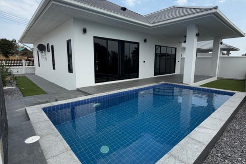Villa in Hua Hin, Thailand 2 Schlafzimmer № 222700 - Foto 2