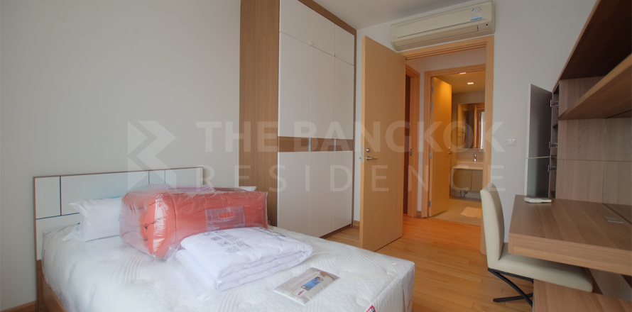 Condo in Bangkok, Thailand, 3 bedrooms № 189792