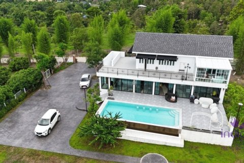 House in Hang Dong, Thailand 3 bedrooms № 116397 - photo 2