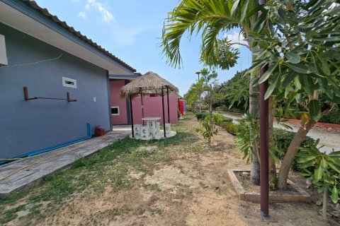 Коммерческая недвижимость в Чонбури, Таиланд № 166996 - фото 9