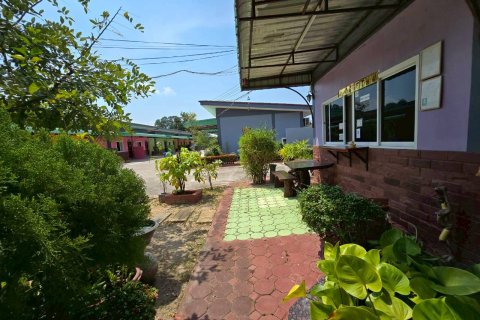 Коммерческая недвижимость в Чонбури, Таиланд № 166996 - фото 8