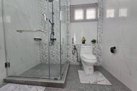 Maison à Pattaya, Thaïlande 3 chambres № 166999 - photo 25