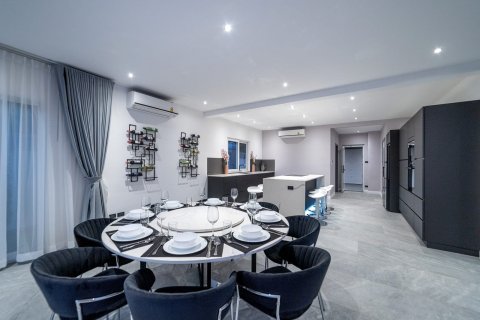 Maison à Pattaya, Thaïlande 6 chambres № 166994 - photo 8