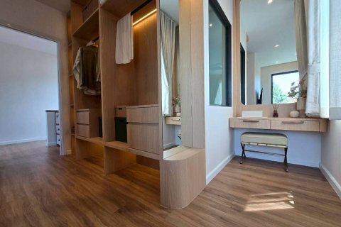 Дом в Чонбури, Таиланд с 4 спальнями  № 166997 - фото 29