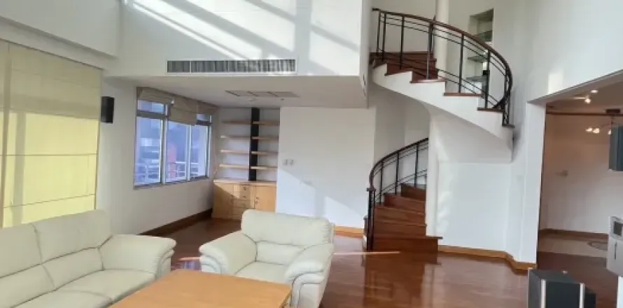 Duplex à Pathum Wan, Bangkok, Thaïlande 2 chambres № 214637